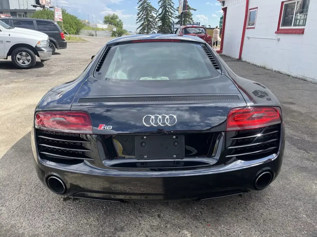 Understanding the Safety Role of Windshield Replacement